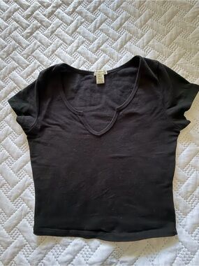 Bozzolo Black Short Sleeve V-Neck Tee